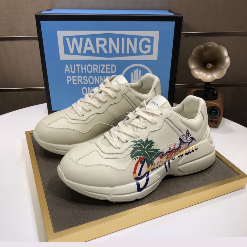 G*u*i casual shoes